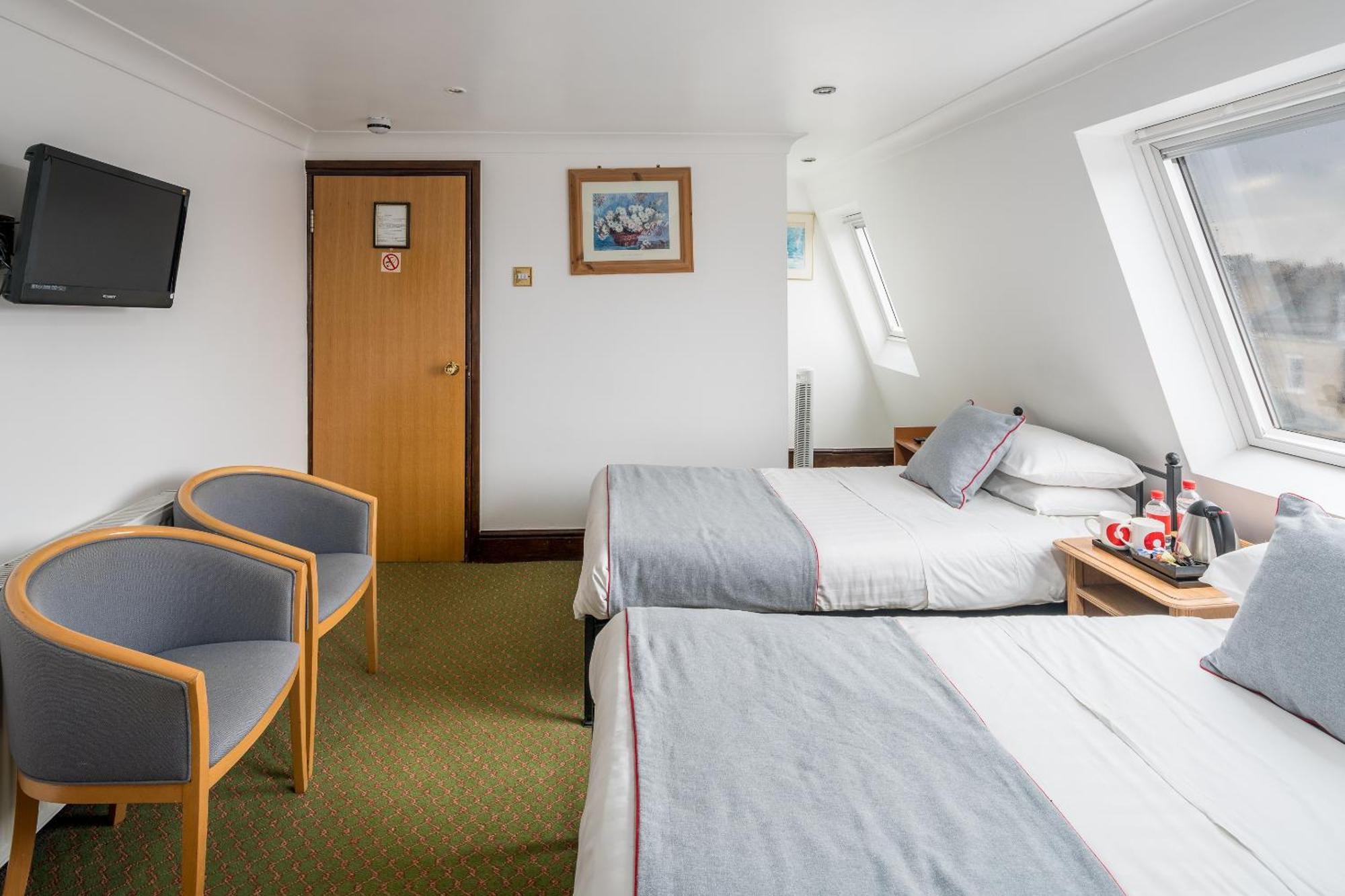 Oyo Abbey Hotel, Shepherd's Bush Market Лондон