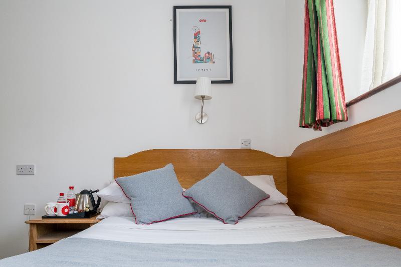 Отель Oyo Abbey Hotel, Shepherd's Bush Market 3*